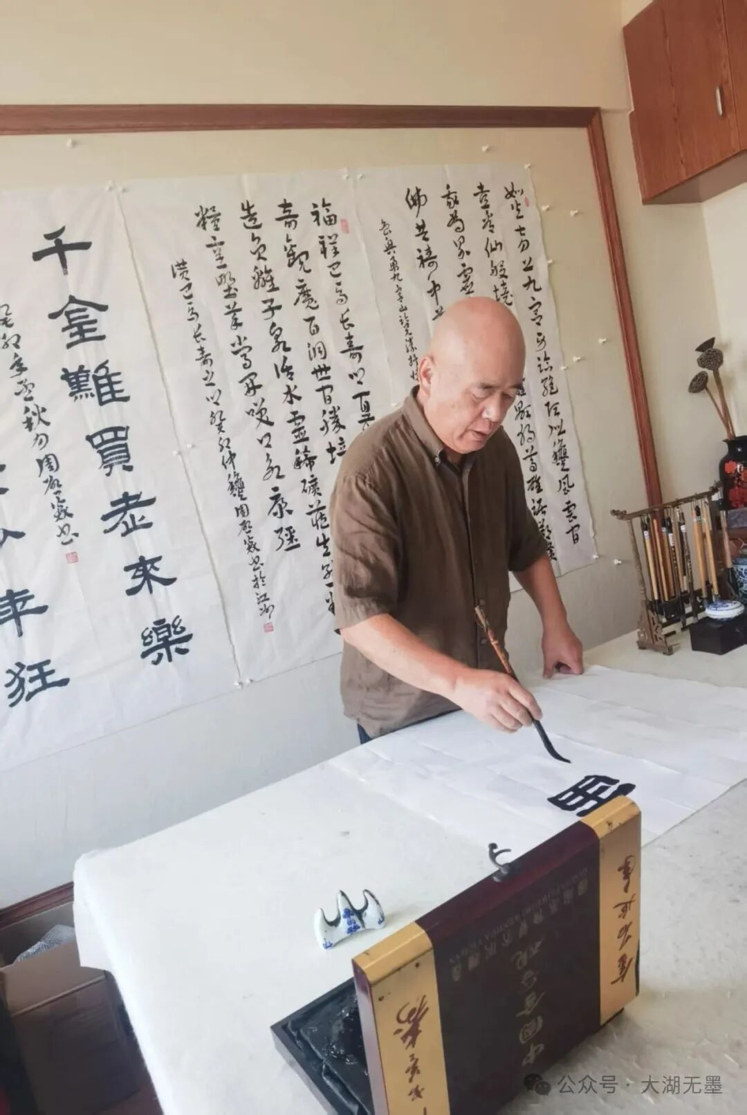 周啟焱：墨缘牵情，战谊绵长——致海燕老战友