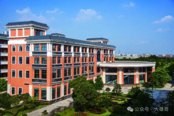 2024年东莞考生必看!东莞"八大校"孰强孰弱?