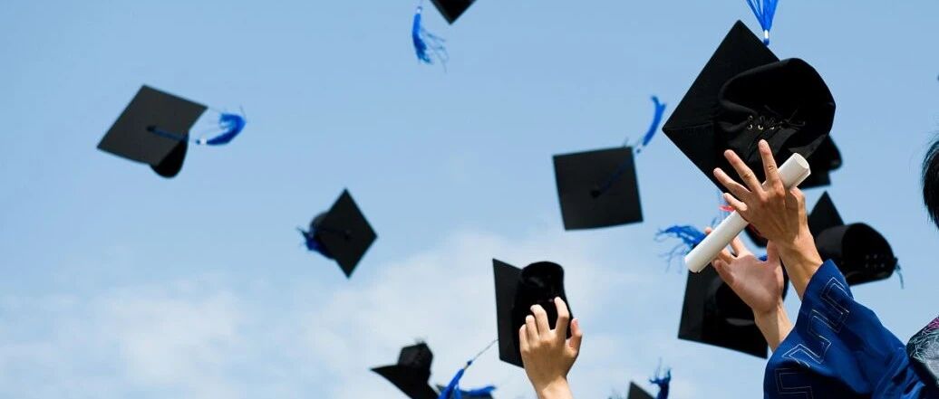 学历通胀？人才流失？研究生突破1000万背后的人才考题 | 睡前聊一会儿