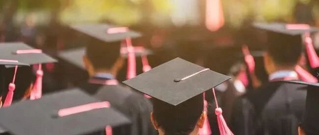 嫌弃导师学历不好？有些“第一”不必太计较 | 睡前聊一会儿