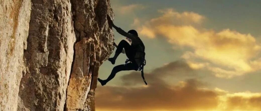 坎坷之路上，什么是真正改变人生的力量？ | 睡前聊一会儿