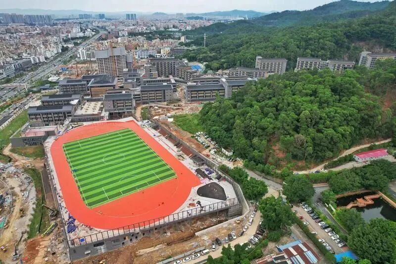 广东实验中学白云校区今年9月开始启用，周边有哪些在售楼盘？