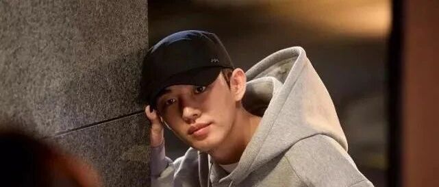 定档11月的9部高质韩剧，宋慧乔金秀贤回归，刘亚仁新剧看点多