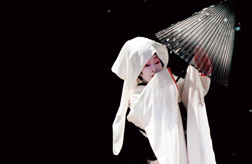 从昭和到平成 日本80岁艺伎怎样一路 俘获 精英男士的心 东京新青年 微信公众号文章阅读 Wemp