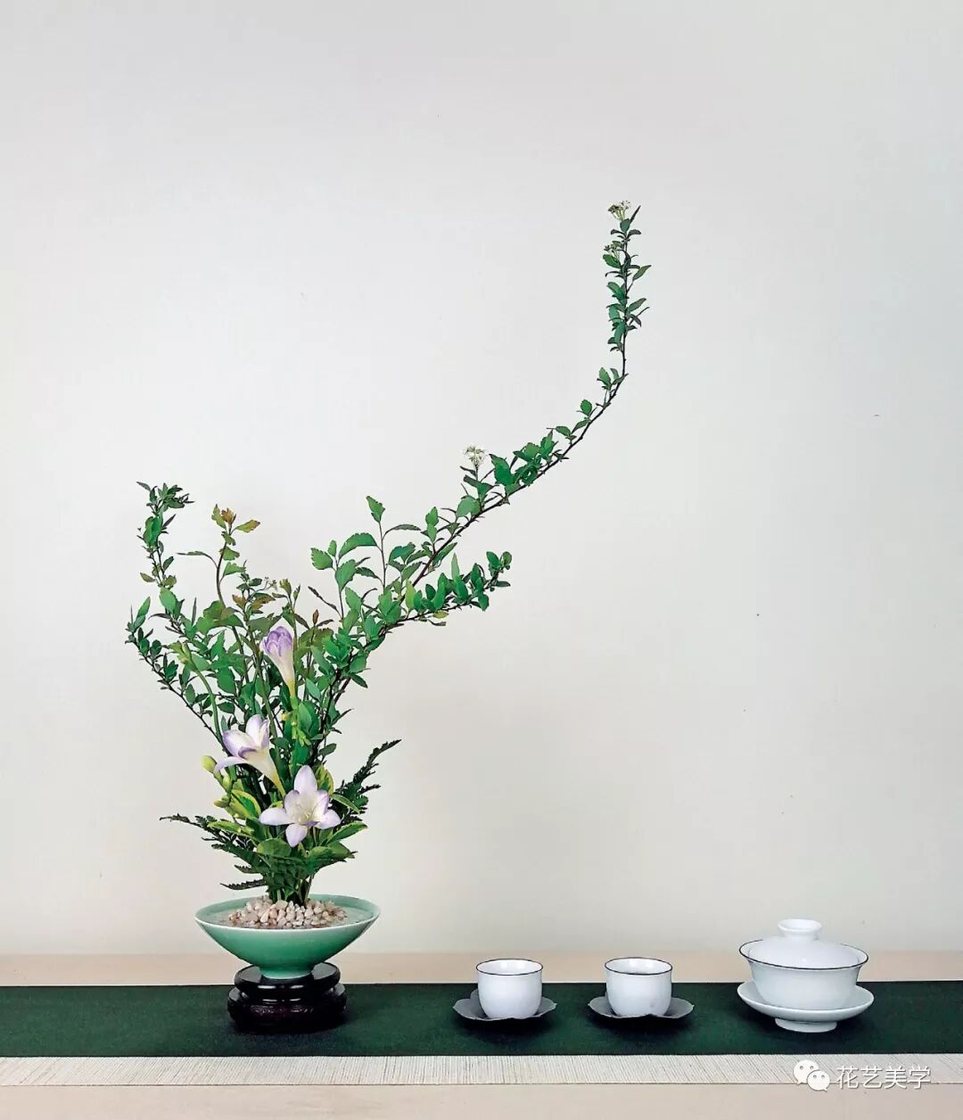 一茶席，无花不美，有花则仙