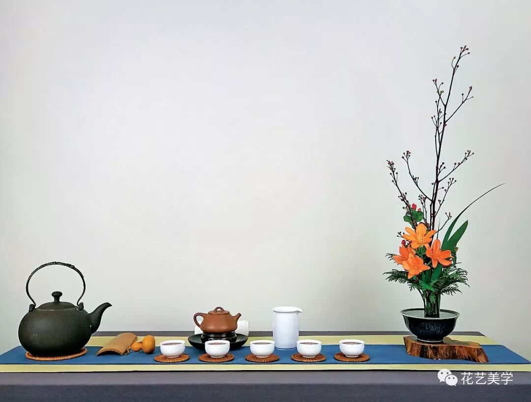 一茶席，无花不美，有花则仙