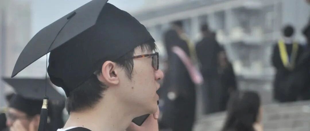 我花两万元买了个实习机会