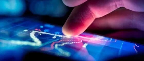 【外盘点评】美欧市场再现暴跌行情 避险情绪推升美元指数