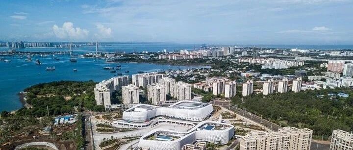 五大信披媒体要点集萃丨首张跨境服贸负面清单出炉，数万亿级市场迎新机遇；挖掘独门股，顶流基金经理“秘密武器”曝光