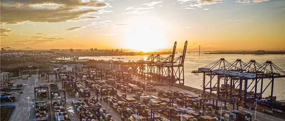 五大信披媒体要点集萃丨多部门密集部署 绘就2022年经济工作施工图；易会满：正抓紧制定全市场注册制改革方案