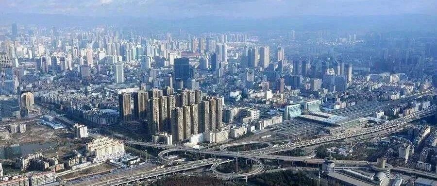 五大信披媒体要点集粹丨首批基础设施REITs试点项目落地可期；深圳综合改革试点首批授权清单发布；科创板迎来“CDR第一股”