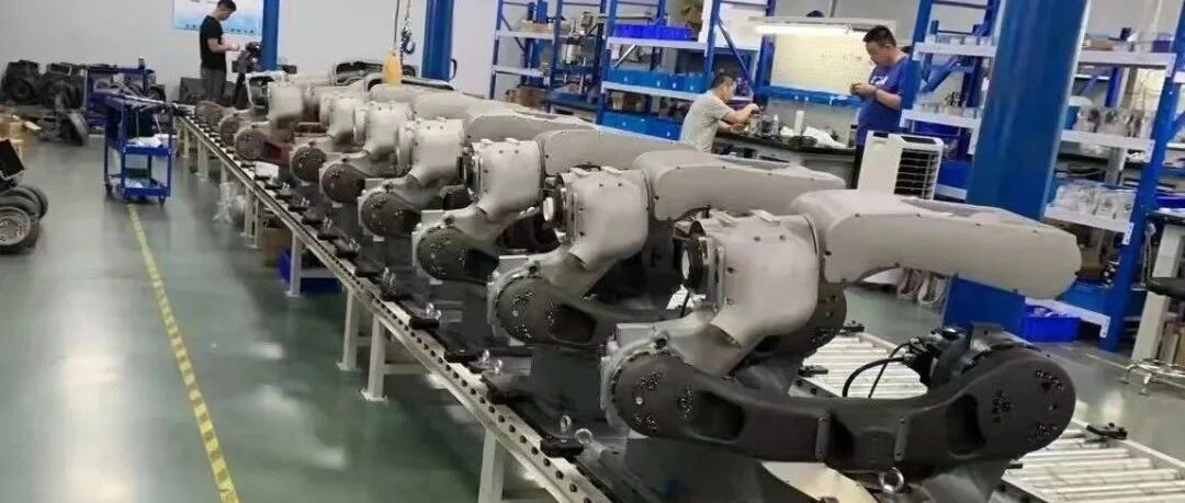 经参调查｜国产机器人“堵点”待解：部分核心部件依赖进口，中小企业“买不起”“不会用”！