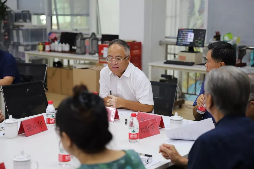 640 (1080&times;720)