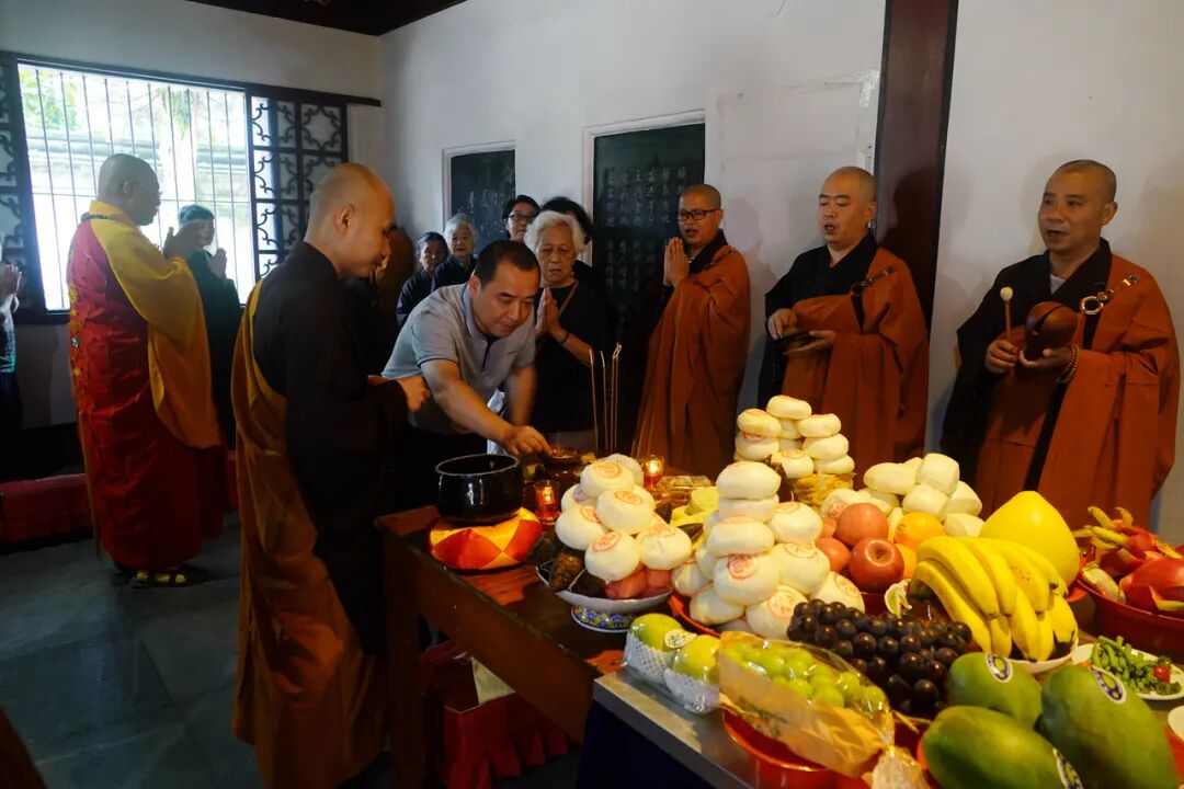 广修长老圆寂六周年，天童禅寺常住举行追思活动