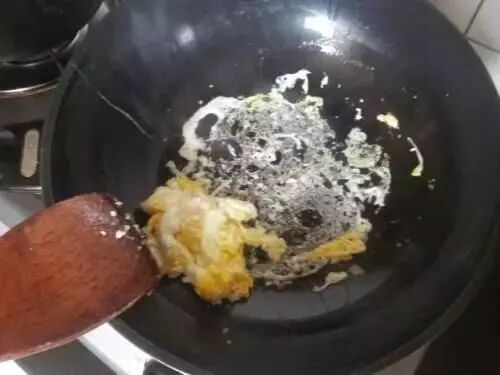 



煎鱼不破皮，炒饭不糊底，原来秘密就是它！
