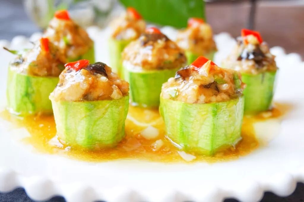 



这菜成本只要5块钱，每天一根还嫌少
