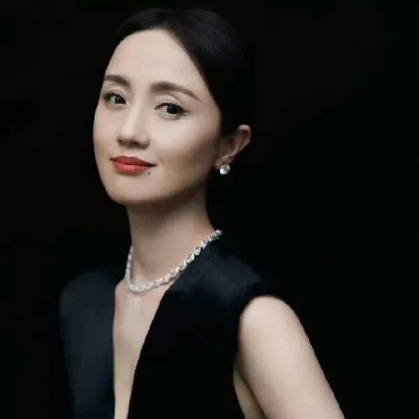 朱媛媛,早就病了.