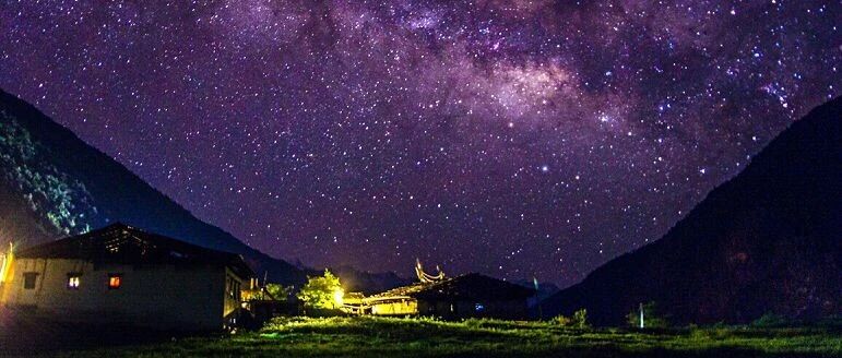 朝觐神山，遇见不可言说的美丽——“端午”梅里雨崩转山节