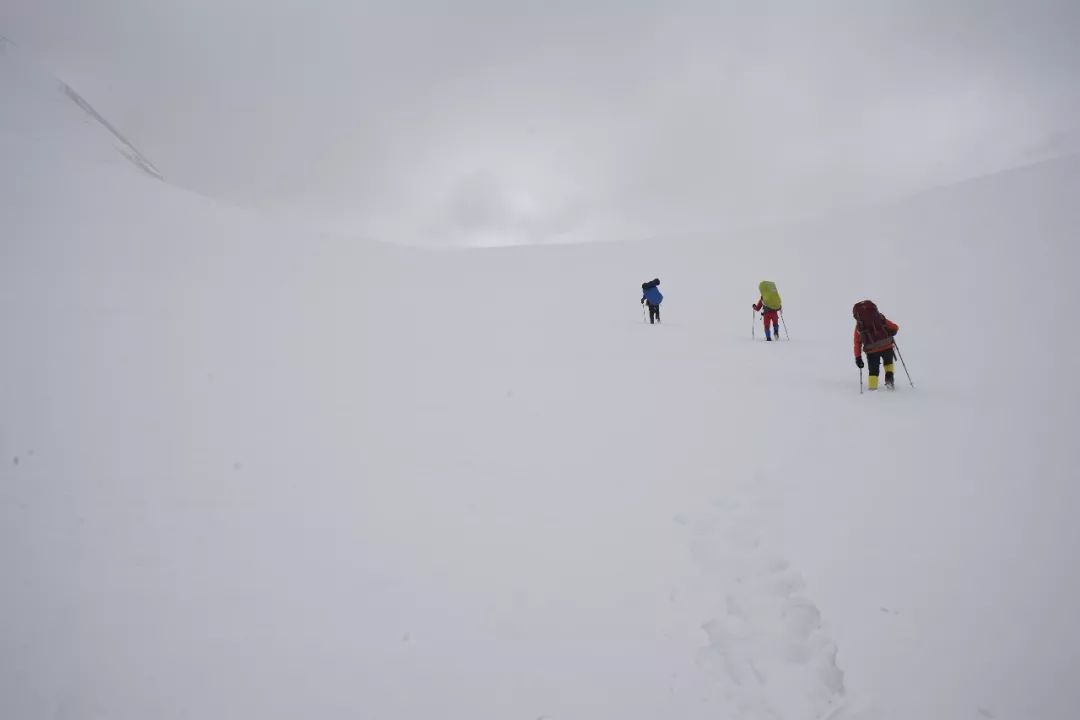 2年半4次深入祁連山，他用最樸實的方式記錄了真實的哈蘇線 旅遊 第114張