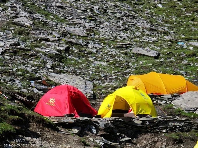 為什麼那麼多人去嘗試四姑娘山三峰連登？ 旅遊 第114張