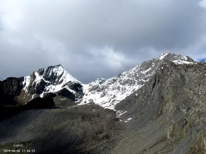 為什麼那麼多人去嘗試四姑娘山三峰連登？ 旅遊 第123張