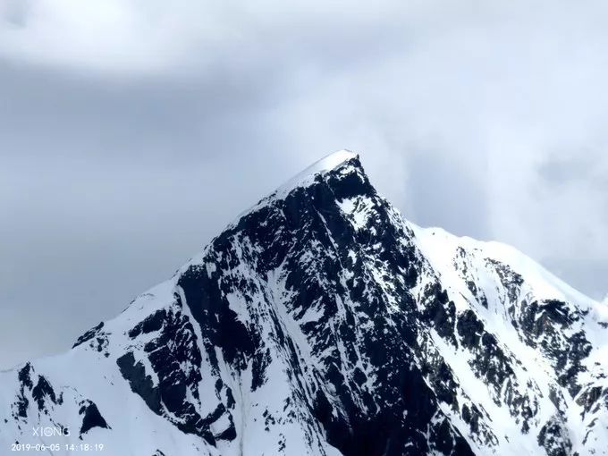 為什麼那麼多人去嘗試四姑娘山三峰連登？ 旅遊 第120張