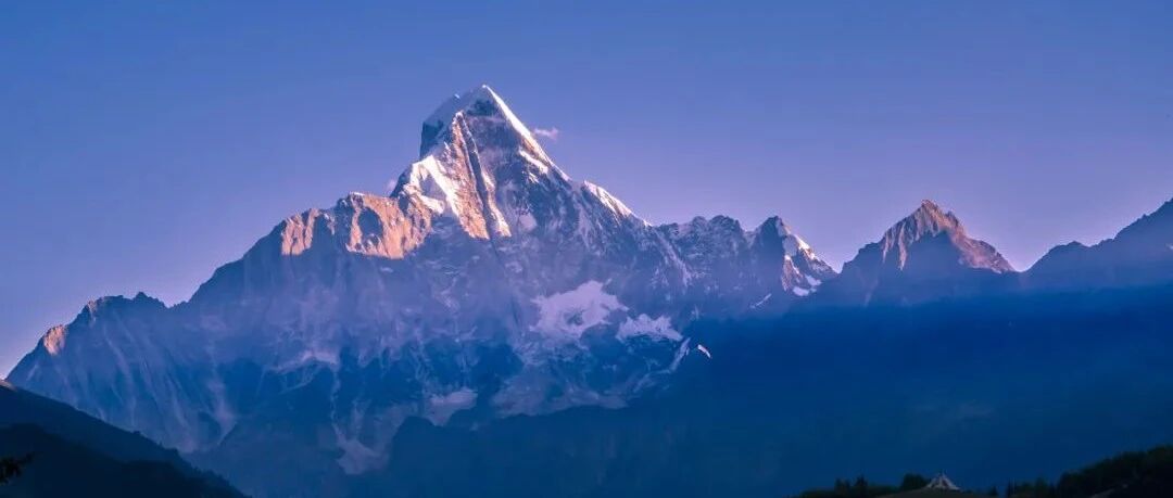 户外圣地四姑娘山，以轻奢之名重新定义！