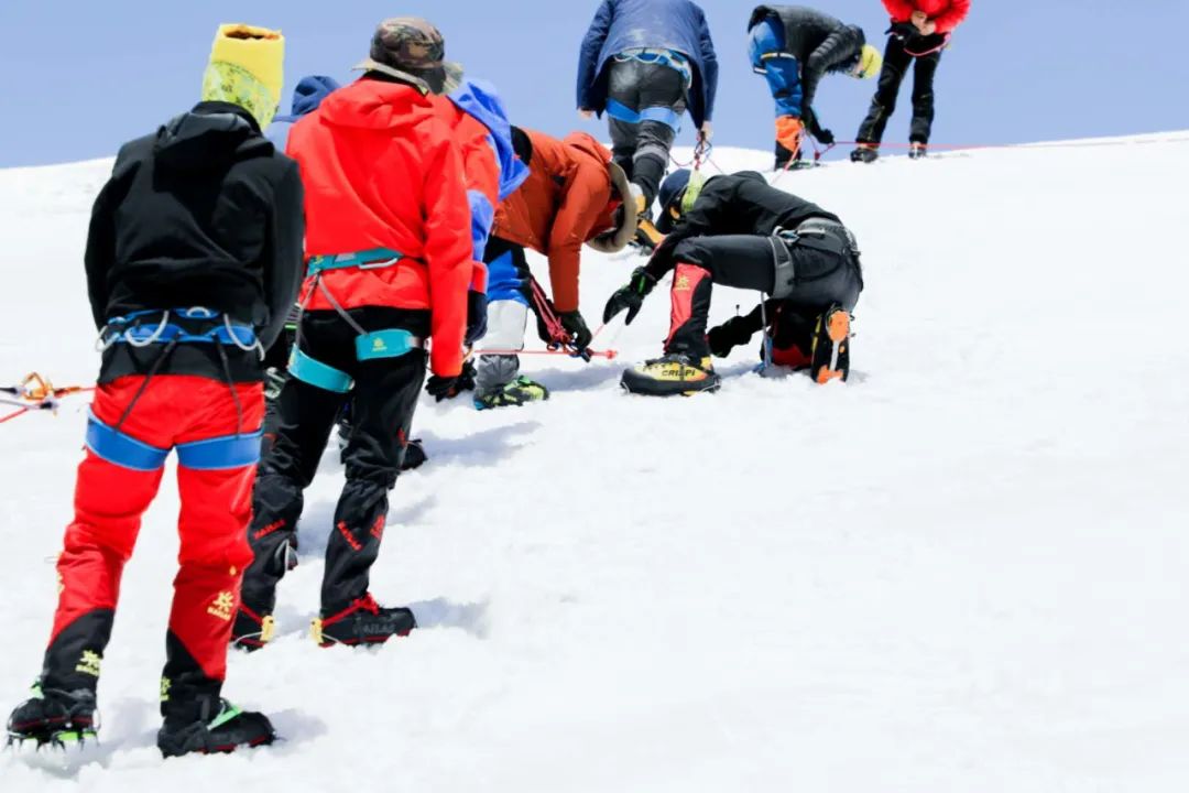 盡覽昆侖山風光，挑戰第一座6000米——凱樂石玉珠峰登山大會 旅遊 第11張