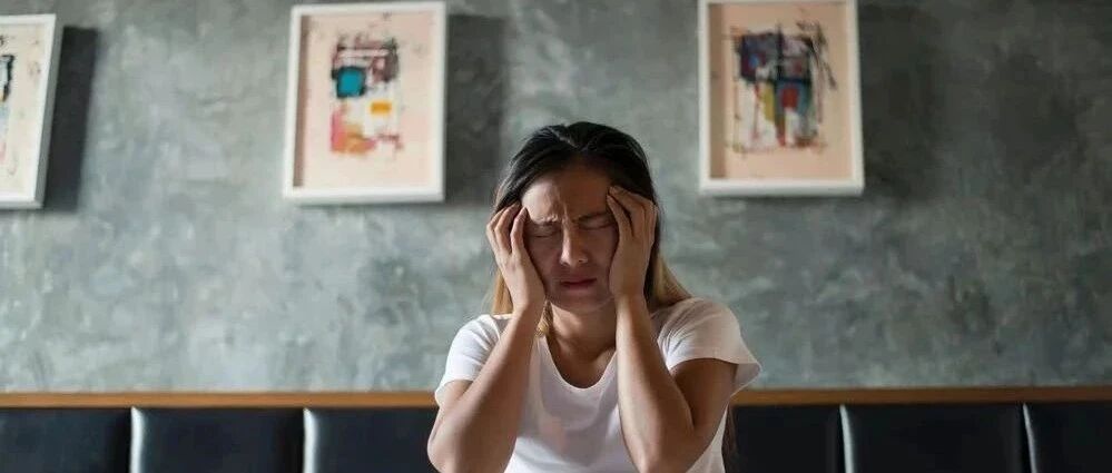 99%女性都要面对的困境！日本博士研发“小胶囊”，3个月改善更年期综合征！