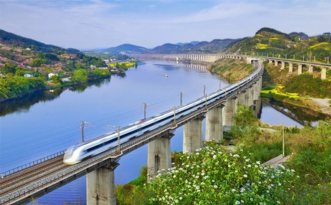 作品赏析蜀道换新颜巴山摄影人镜头下的达州交通建设