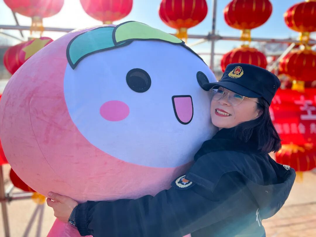 【我们的节日·元宵节】快看！可爱的团宝来啦！