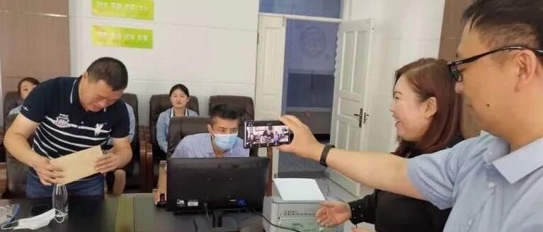 今天，哈市小学新生家长都在盯着这件事……