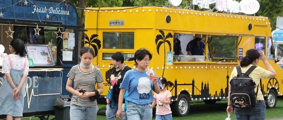 逛吃夜市！周末夜晚的正确“打开方式”~