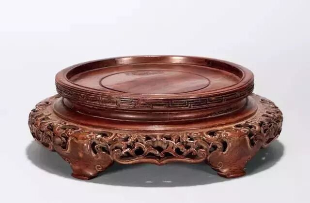 红木雕刻技法—镂雕