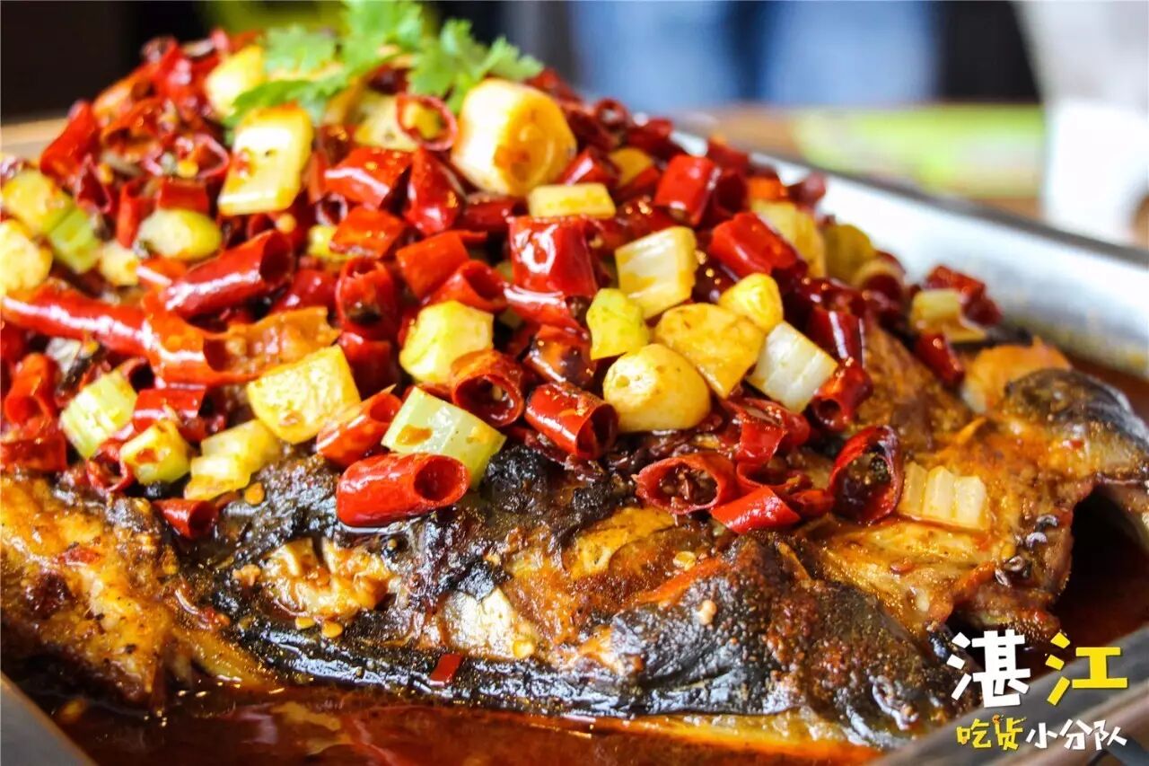 湛江这家活鱼现烤的店要搞事情,前100桌两斤半烤鱼