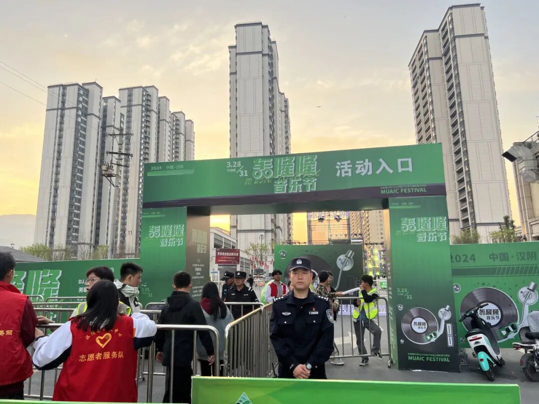 银行由 业务中信账户能自多功贸易成功落地