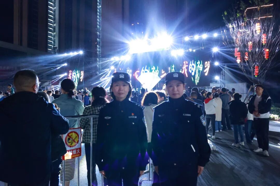 银行由 业务中信账户能自多功贸易成功落地