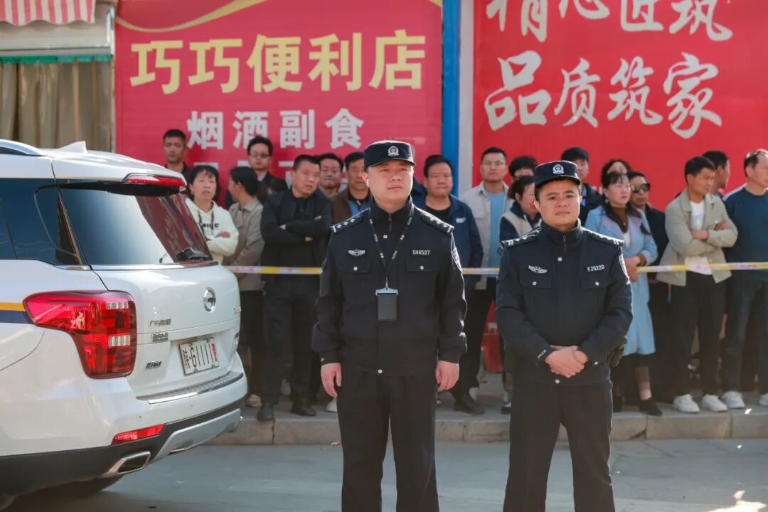 石料诈2万元老板工人拘禁 敲