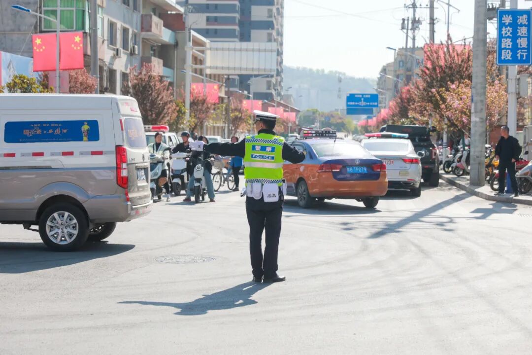 开学门1 厦昨日首日速度易堵路段0条通行提升