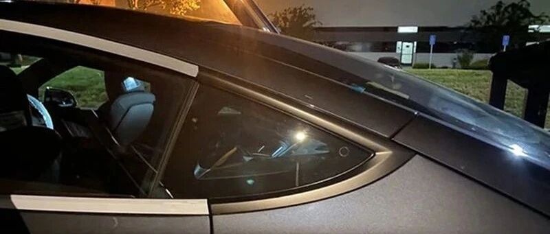 网传Model 3改版升级：全车黑化、双层玻璃以及热泵空调