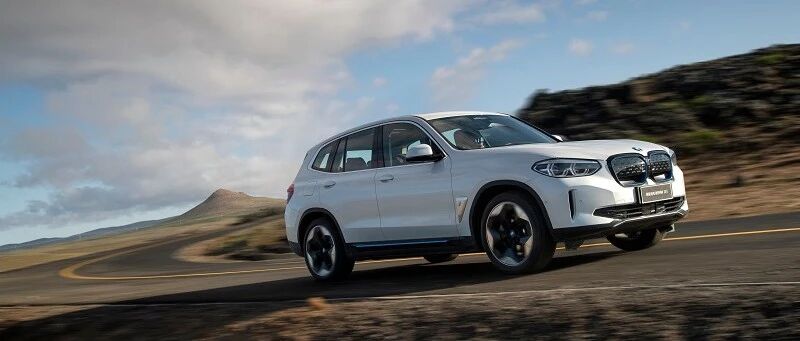都说电动看特斯拉，那豪华电动看谁？BMW iX3来了