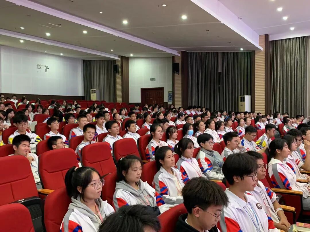 宜春中学20222023学年学代会暨新一届学生会成立大会圆满结束