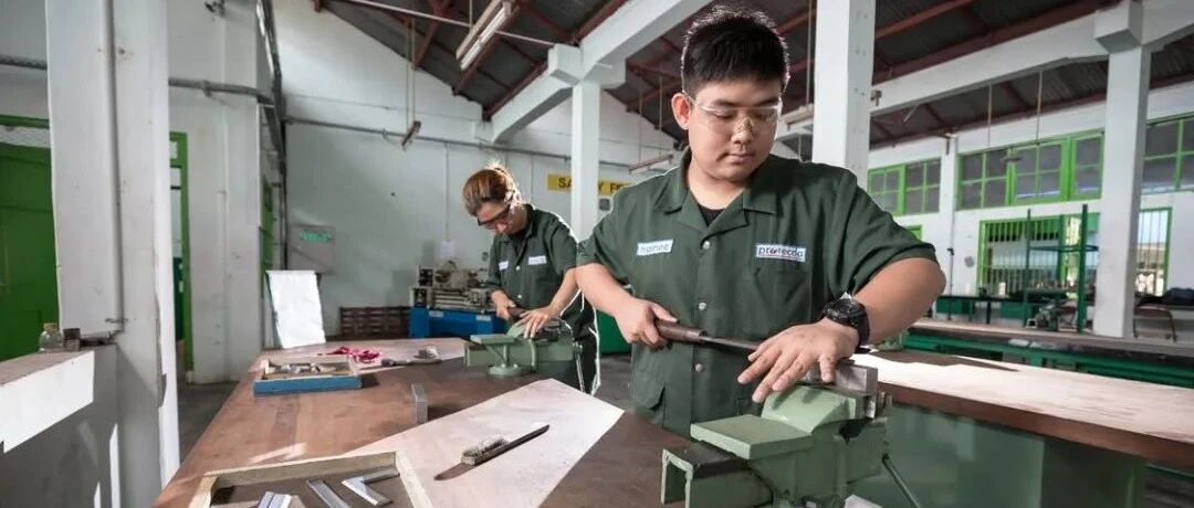 一半孩子上不了高中，高度分层的未来，他们会怎样？