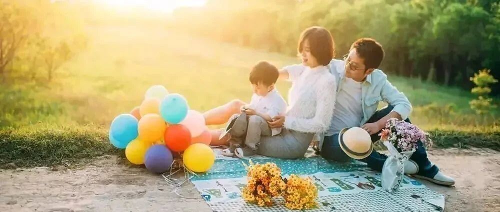 这6张照片，把婚姻、家庭和朋友讲透了！