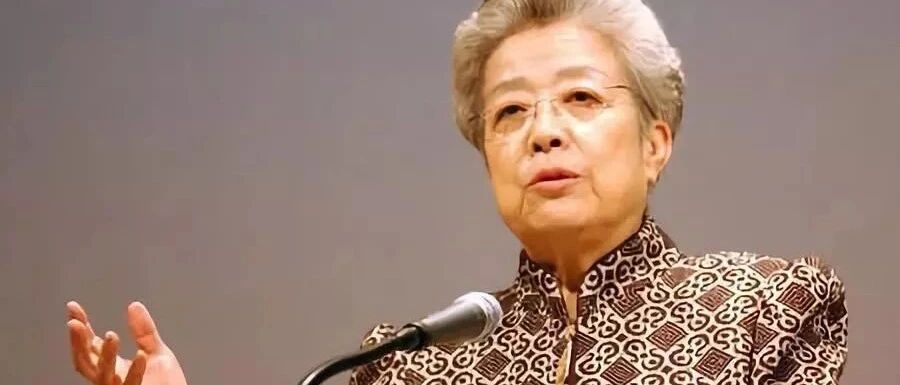 吴仪：才与德，是女人最重要的修饰