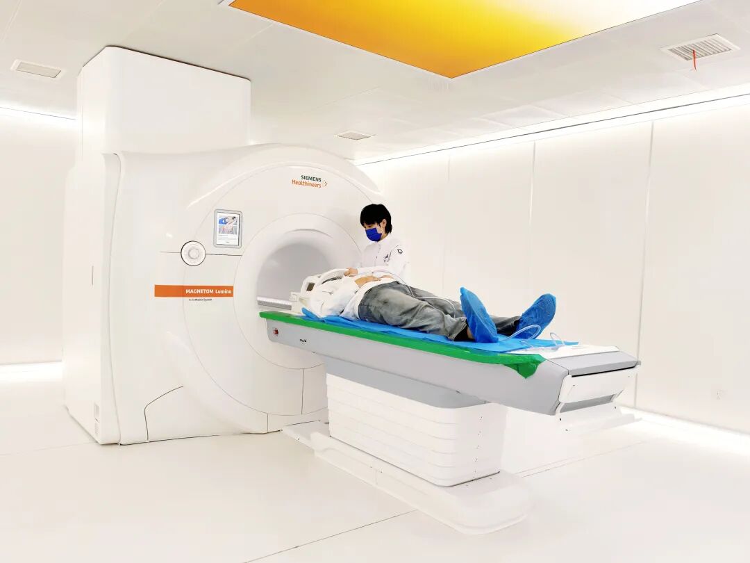 联磁共振是什么【内分泌糖尿病医院】AI查体联合磁共振“抓出”颅内动脉瘤_https://www.jmylbn.com_新闻资讯_第3张