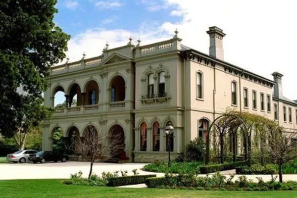一掷千金！澳洲富豪买下墨尔本历史悠久的学校作为住宅