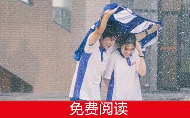 赵薇二胎了?平底鞋、肚大如球,悠闲带女儿小四月逛街!