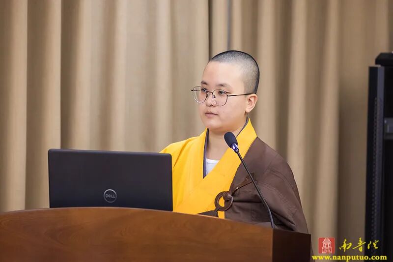 闽南佛学院举办2021级研究生入学典礼