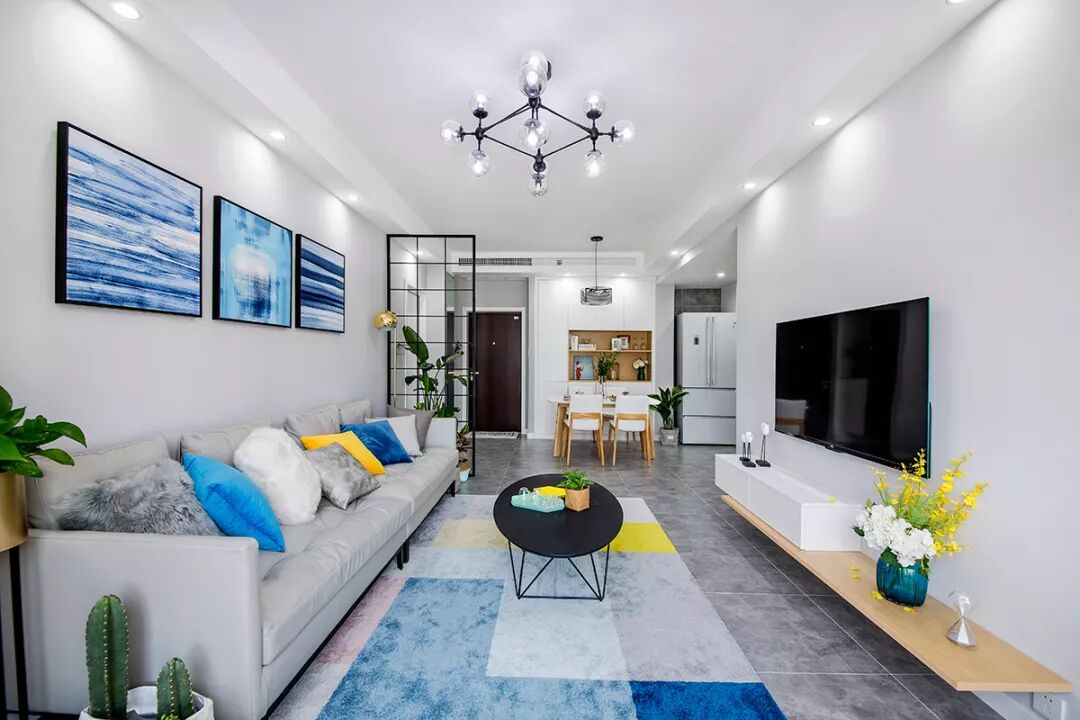 74平的北欧风小户型，全屋刷成灰色，还蛮不错的！